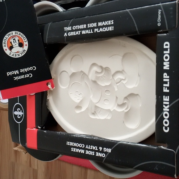 Ceramic Cookie Mickey Mouse Flip Mold - Picture 3 of 3